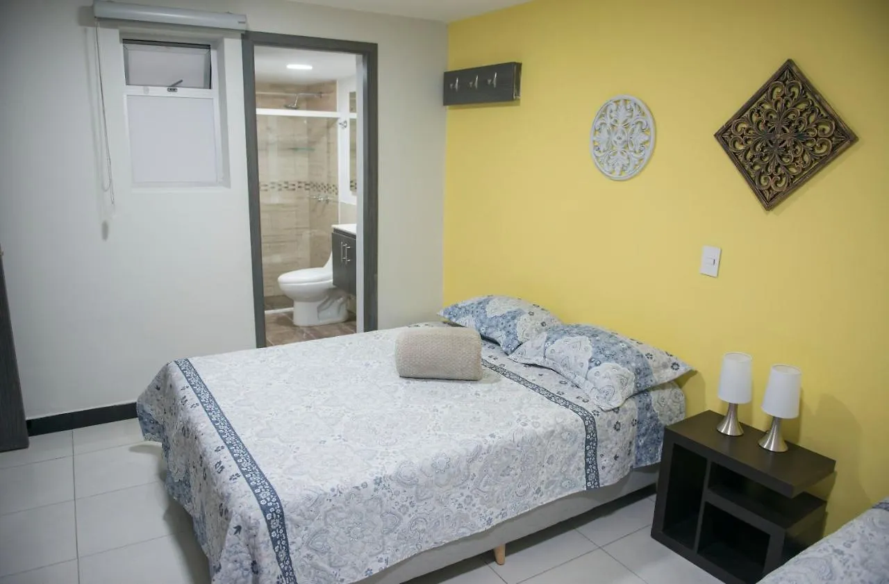 Pensión Casa Tangara Cafe Y Hospedaje Medellín